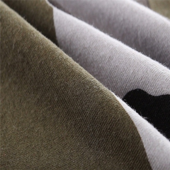 BOYS 2 PIECE CHRISTMAS MATCHING OUTFIT - Picture 6 of 7